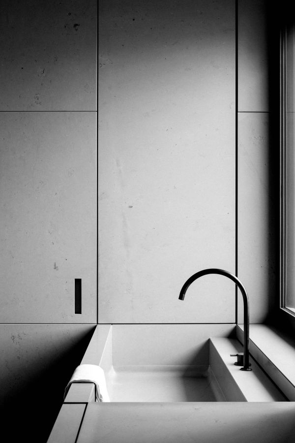 vvda-vr-apartment-frederik-vercruysse-35F46D5E8-35DD-35D2-4A32-E6A81260AAAC.jpg